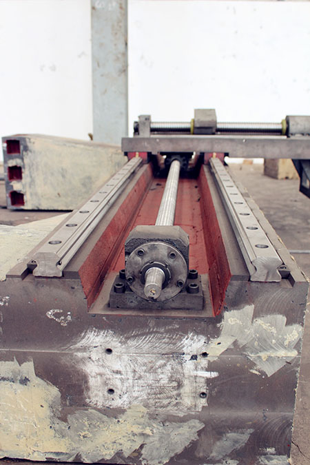 數(shù)控鉆床龍門